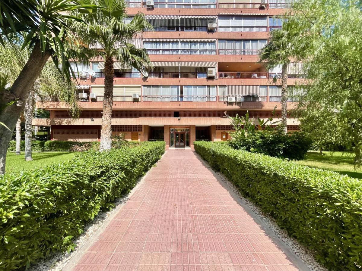 Wifi Luxury Modern Apartment Μπένιντορμ Εξωτερικό φωτογραφία